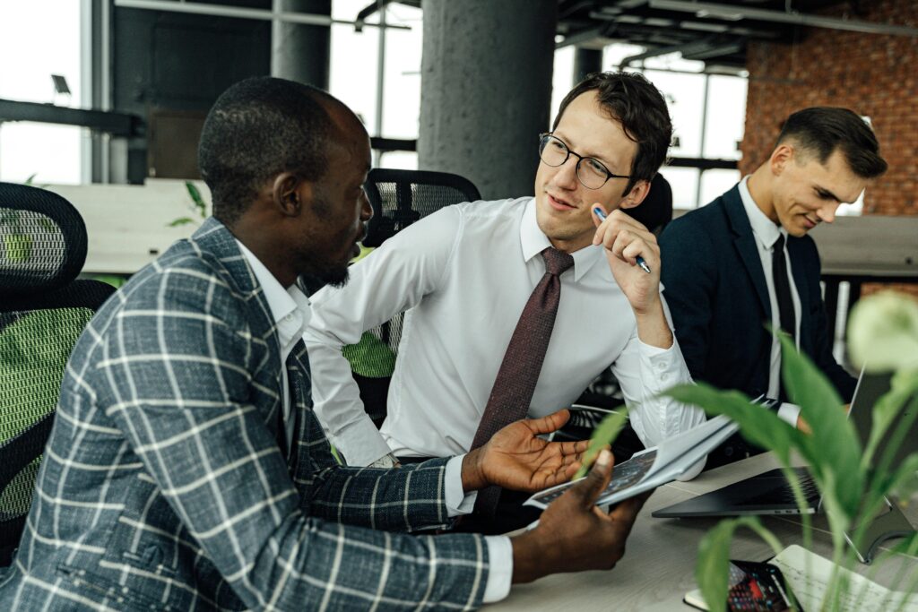 Doradztwo korporacyjne w Warszawie – jakie usługi są najczęściej poszukiwane przez firmy?